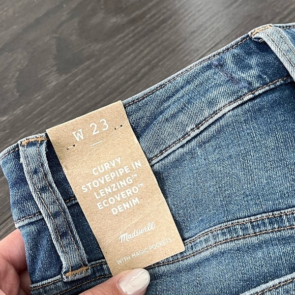 MADEWELL| CURVY STOVEPIPE HIGH RISE JEANS - Picture 5 of 10